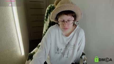 Melissa online show from February 2, 9:13 pm