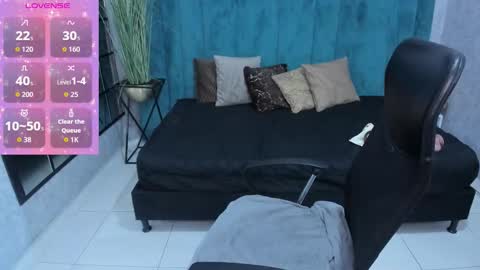 MELISSA online show from February 3, 10:15 pm