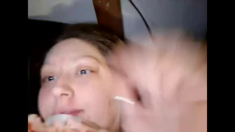 HotMomma online show from February 3, 8:30 am