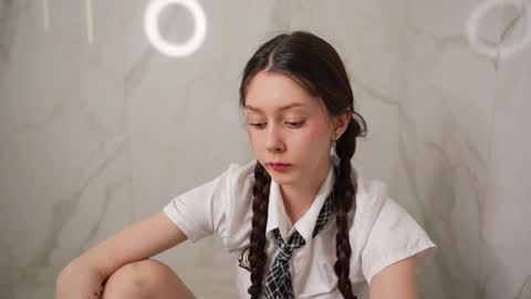 NEXT STREAM  in 7  3gmt---  online show from October 5, 1:42 pm