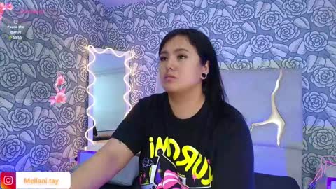Snapshot of mellani_tay chatting on January 3, 6:55 am Mellani  online show from January 3, 6:55 am