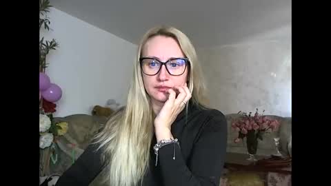 Melly online show from February 19, 8:54 am