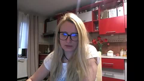 Melly online show from April 22, 6:27 am