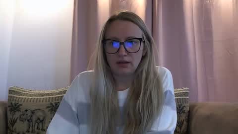 Melly online show from May 30, 6:21 am