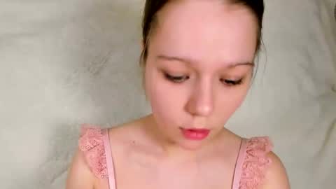 Snapshot of melmooon chatting on February 20, 8:31 pm MelMooon online show from February 20, 8:31 pm