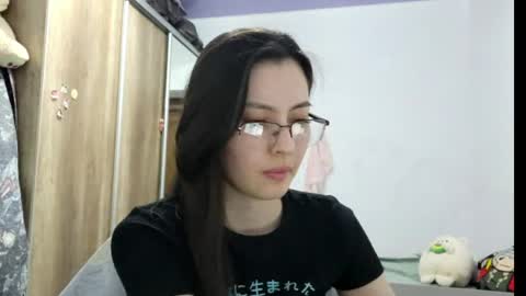 Snapshot of melodeehayden chatting on May 14, 3:30 pm Nika online show from May 14, 3:30 pm