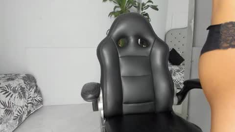 Melodi  online show from November 23, 11:21 am