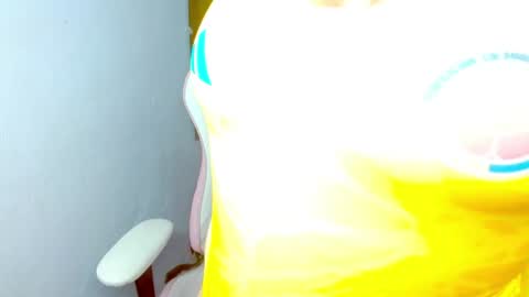 Snapshot of melody_tarly chatting on June 17, 12:57 am melody_tarly online show from June 17, 12:57 am