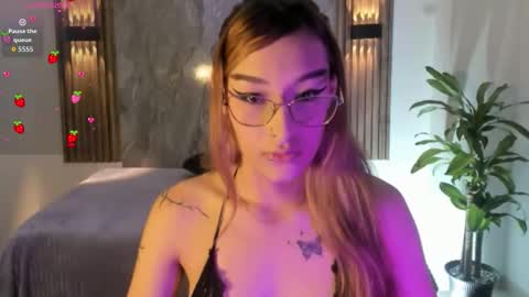 melodylanee online show from November 18, 12:20 pm