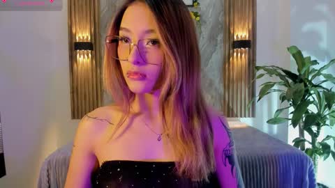 melodylanee online show from March 20, 11:04 am