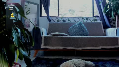 Snapshot of melodypetitex chatting on January 21, 8:11 pm sophia online show from January 21, 8:11 pm