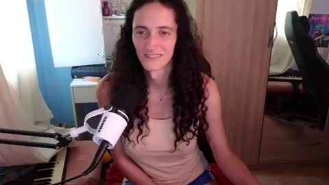 Snapshot of memisecrets chatting on June 27, 6:24 pm Megumi Aina online show from June 27, 6:24 pm