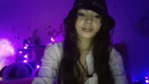 Heart  online show from December 3, 11:03 pm