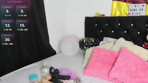 Heart  online show from February 18, 11:33 pm