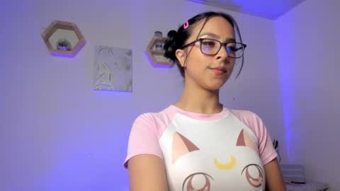 Snapshot of mencia_sharmaa chatting on September 9, 3:50 am Menca of your love online show from September 9, 3:50 am