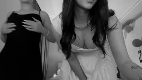 Mencialo online show from May 15, 11:34 pm