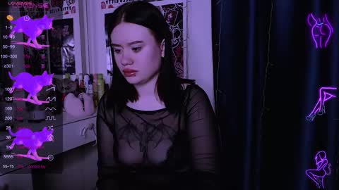 meow marie online show from December 13, 10:26 pm