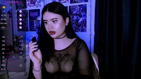 Snapshot of meow_marie chatting on June 11, 12:32 am meow marie online show from June 11, 12:32 am