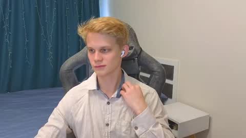 Mickey online show from October 30, 10:38 am