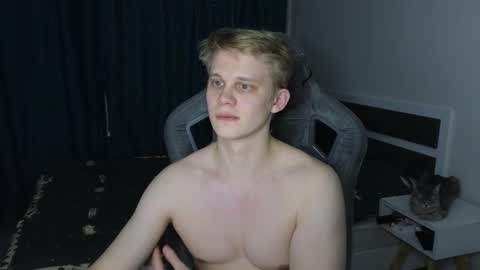 Mickey online show from January 19, 3:05 pm