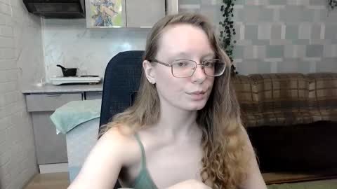 Snapshot of meowcr chatting on September 23, 9:18 pm meowcr online show from September 23, 9:18 pm