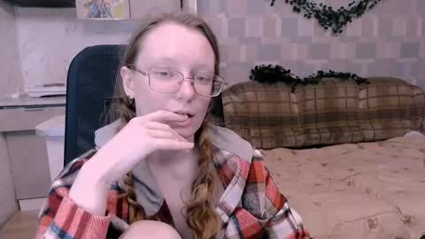 Snapshot of meowcr chatting on October 11, 5:44 pm meowcr online show from October 11, 5:44 pm