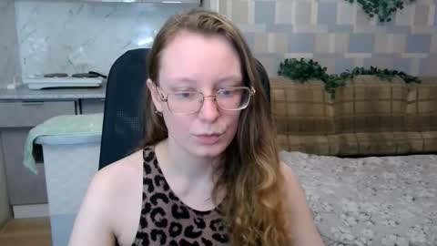 Snapshot of meowcr chatting on October 25, 3:07 pm meowcr online show from October 25, 3:07 pm