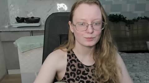 Snapshot of meowcr chatting on October 29, 7:48 pm meowcr online show from October 29, 7:48 pm