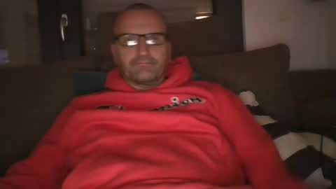 Pat online show from December 9, 6:57 pm