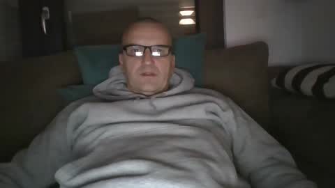 Pat online show from January 31, 9:05 pm