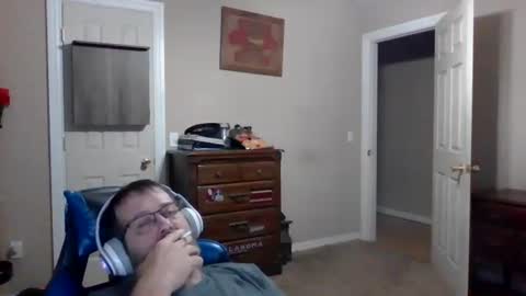 mercer1977 online show from December 13, 8:04 pm