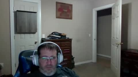 mercer1977 online show from April 23, 12:40 pm
