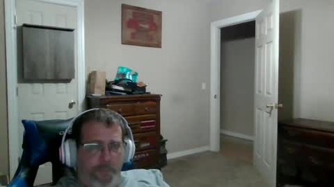mercer1977 online show from June 29, 4:07 pm