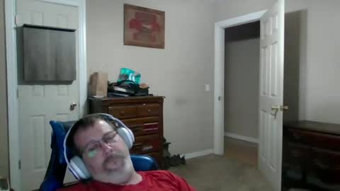 mercer1977 online show from July 1, 1:34 pm