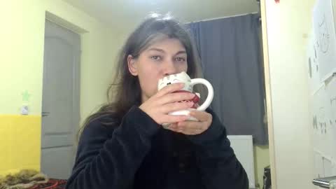 Snapshot of merciylove chatting on February 20, 4:18 pm Miss Helena online show from February 20, 4:18 pm