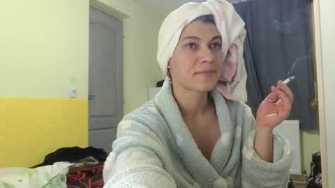 Snapshot of merciylove chatting on February 25, 5:00 pm Miss Helena online show from February 25, 5:00 pm