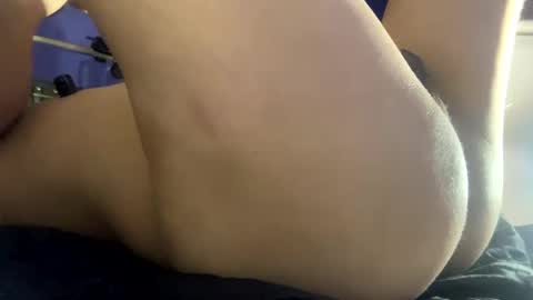 Snapshot of merelyalover chatting on December 10, 12:05 pm gurlnips online show from December 10, 12:05 pm