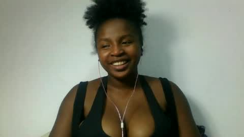 meria342462 online show from June 14, 3:36 pm