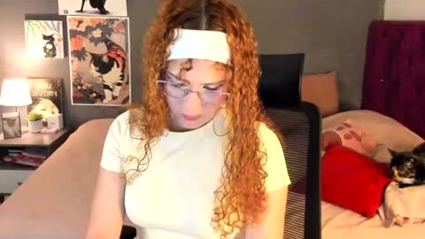 laura 3 i am independent model online show from July 4, 3:13 am