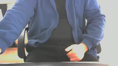 Snapshot of meridian132 chatting on February 3, 9:30 am meridian132 online show from February 3, 9:30 am