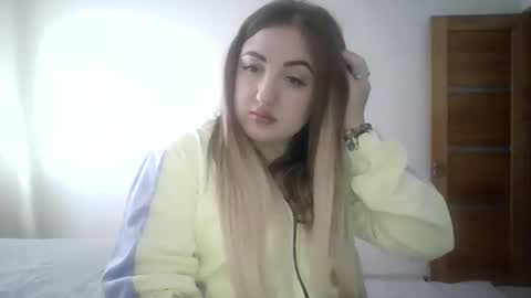 MeriWoulders online show from April 23, 8:46 am