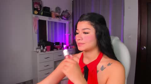 instagram fernandatoloza01  online show from December 1, 2:05 am