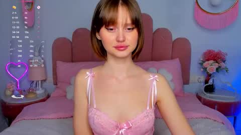 Anna online show from November 12, 6:25 am