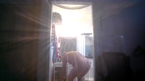 Snapshot of mesohorny4u247 chatting on April 15, 4:25 pm ken online show from April 15, 4:25 pm