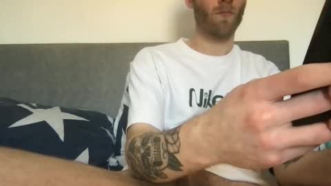 messageme11 online show from March 19, 5:39 pm