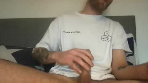 messageme11 online show from April 6, 6:42 pm