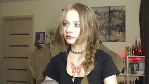 Eva online show from February 25, 4:27 pm