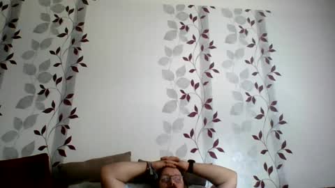 Snapshot of metallbuddy chatting on June 26, 10:08 am ask me online show from June 26, 10:08 am