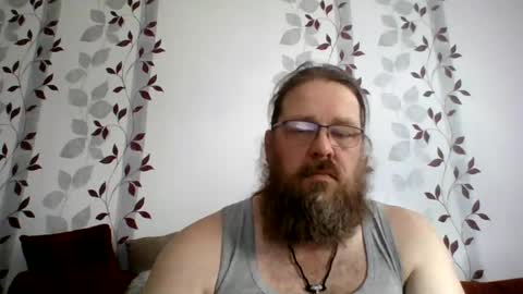 Snapshot of metallbuddy chatting on June 27, 11:04 am ask me online show from June 27, 11:04 am