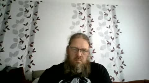 Snapshot of metallbuddy chatting on July 6, 9:50 am ask me online show from July 6, 9:50 am